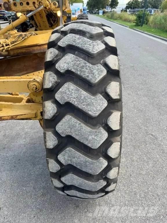 CAT 140H Greideri