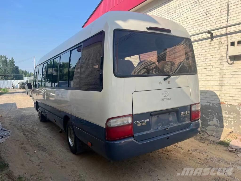 Toyota Coaster Bus Mikroautobusi
