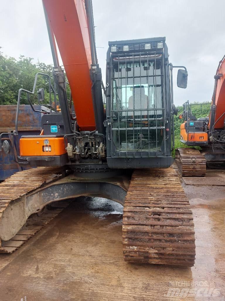 Doosan DX 225 LC-5 Kāpurķēžu ekskavatori