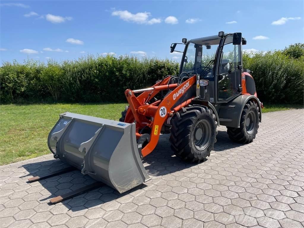 Atlas AR400 Iekrāvēji uz riteņiem