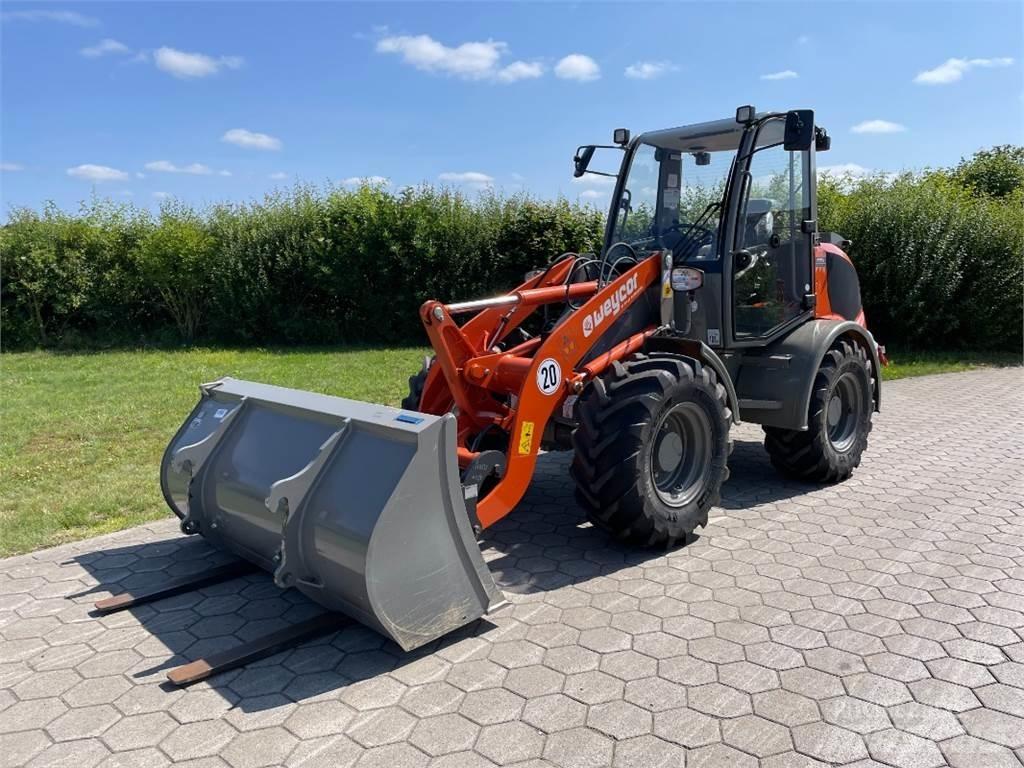Atlas AR400 Iekrāvēji uz riteņiem