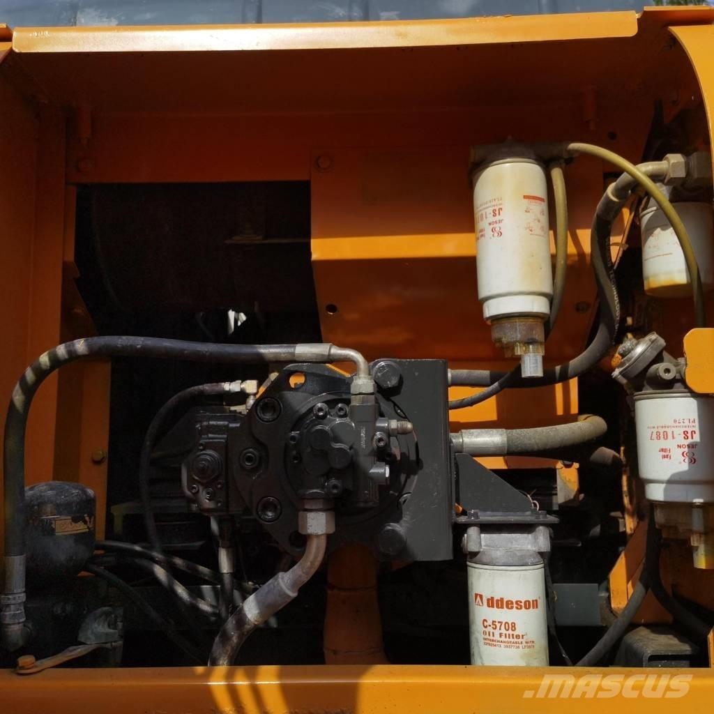 Hyundai R220LC-9S Kāpurķēžu ekskavatori