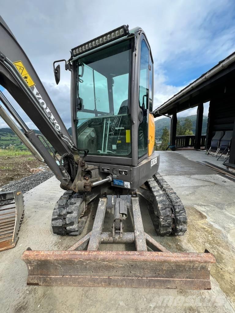 Volvo ECR25D Mini ekskavatori < 7 t