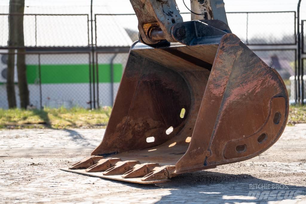 Liebherr R 934 C Kāpurķēžu ekskavatori