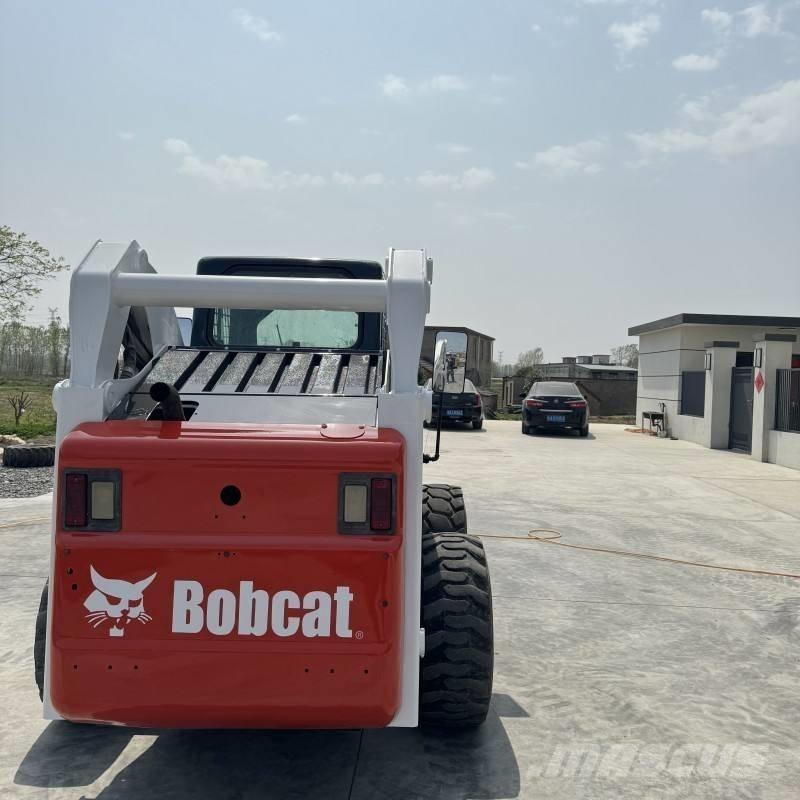 Bobcat S 300 Lietoti riteņu kompaktiekrāvēji
