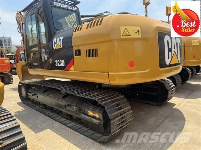 CAT 323 D L Kāpurķēžu ekskavatori