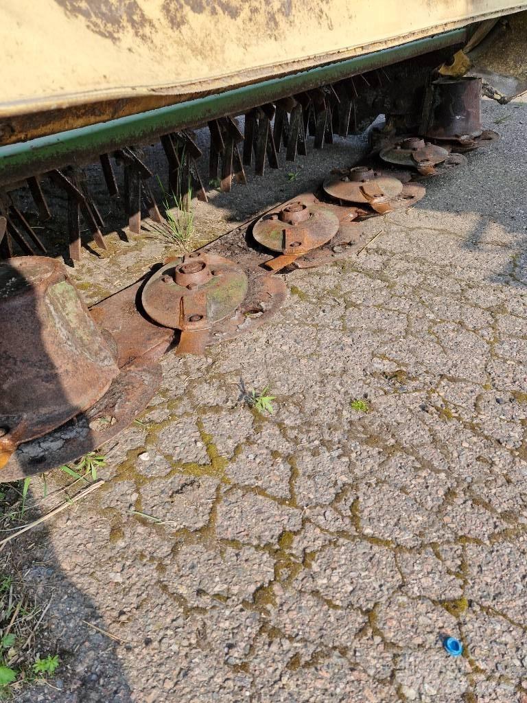 Krone AM 243 cv Pļaujmašīnas ar kondicionieri