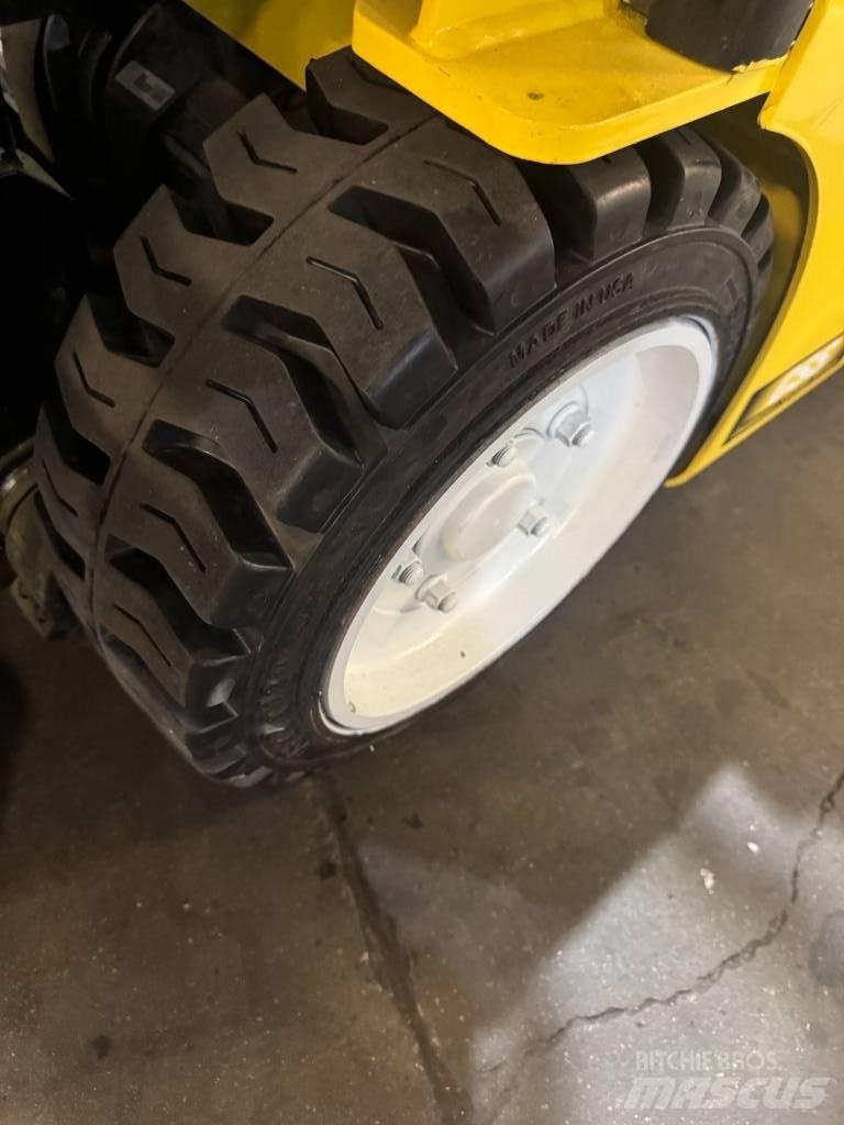Yale ERP 040 VT Elektriskie iekrāvēji