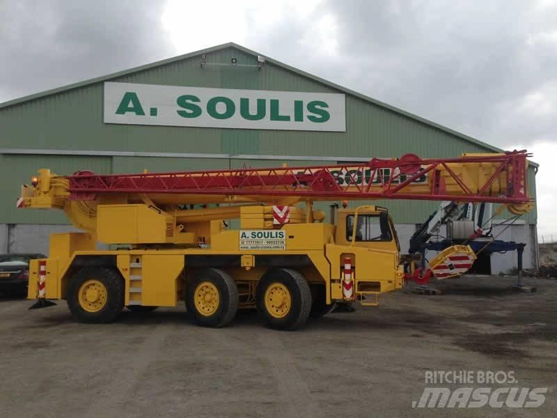 Liebherr LTM 1050 Visurgājēji celtņi