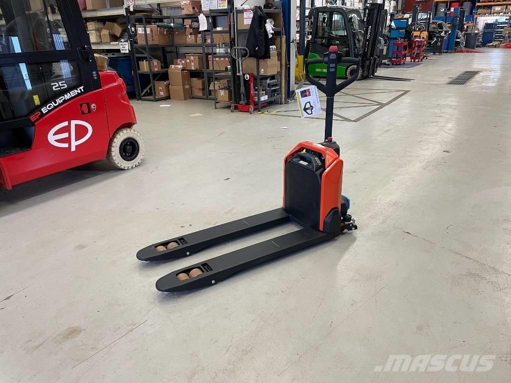 Toyota BT LHE 130 Zemie palešu pacēlāji