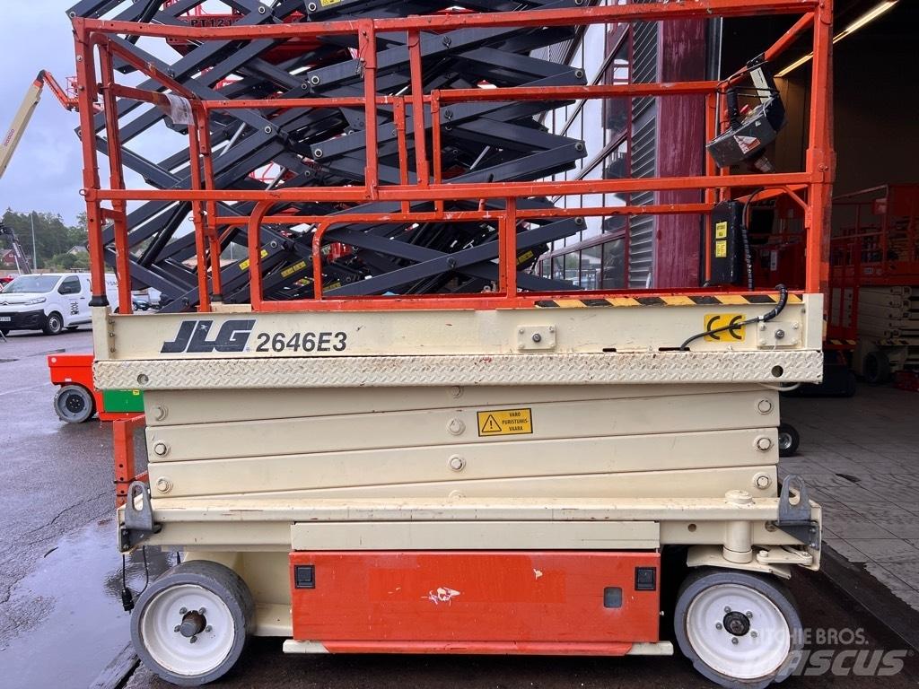 JLG 2646 E 3 Šķerveida pacēlāji