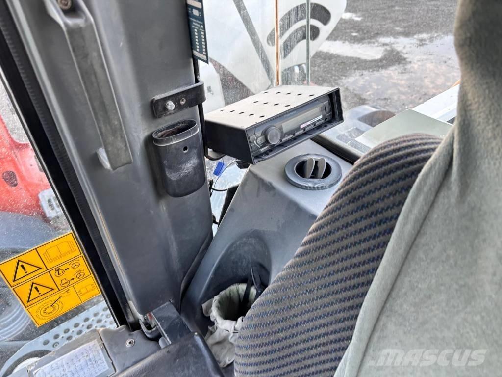 Liebherr L 544 Iekrāvēji uz riteņiem