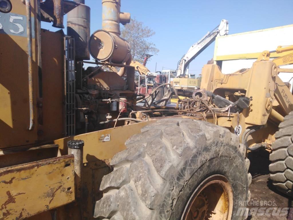  335 Furukawa parts Dzinēji