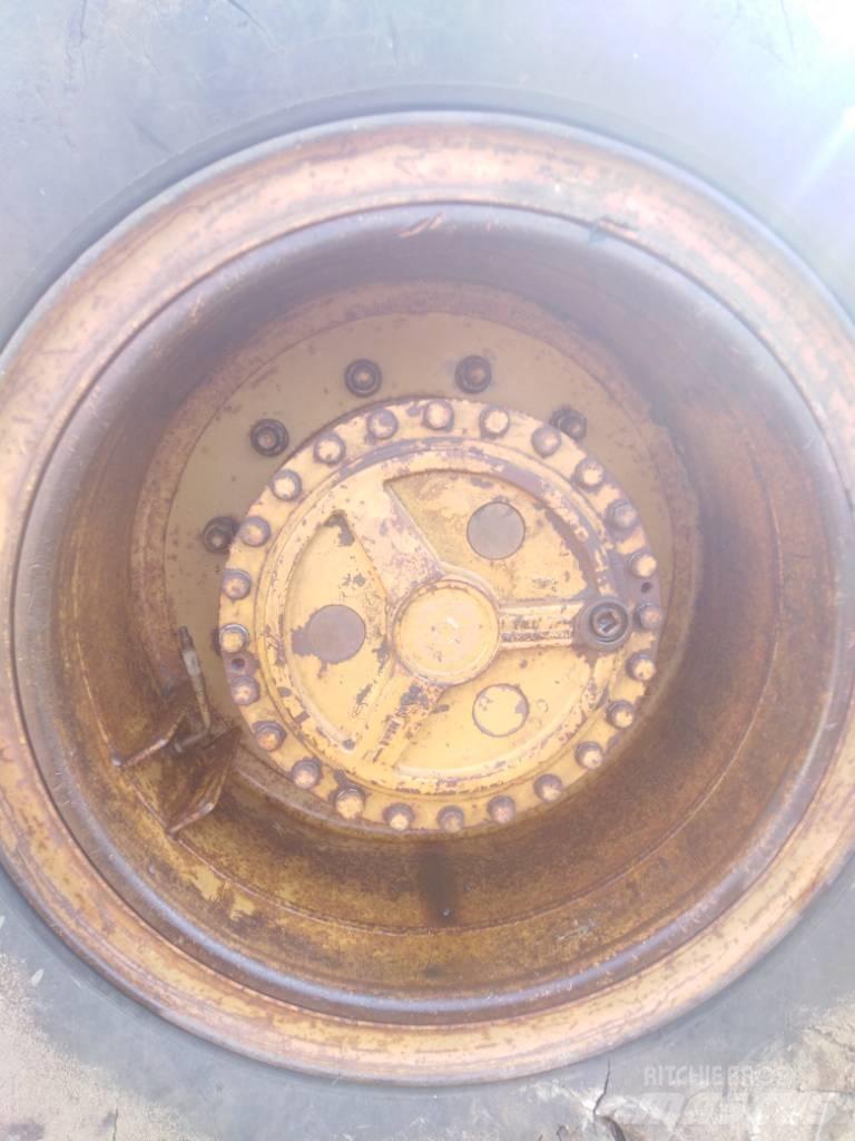 335 Furukawa parts Dzinēji