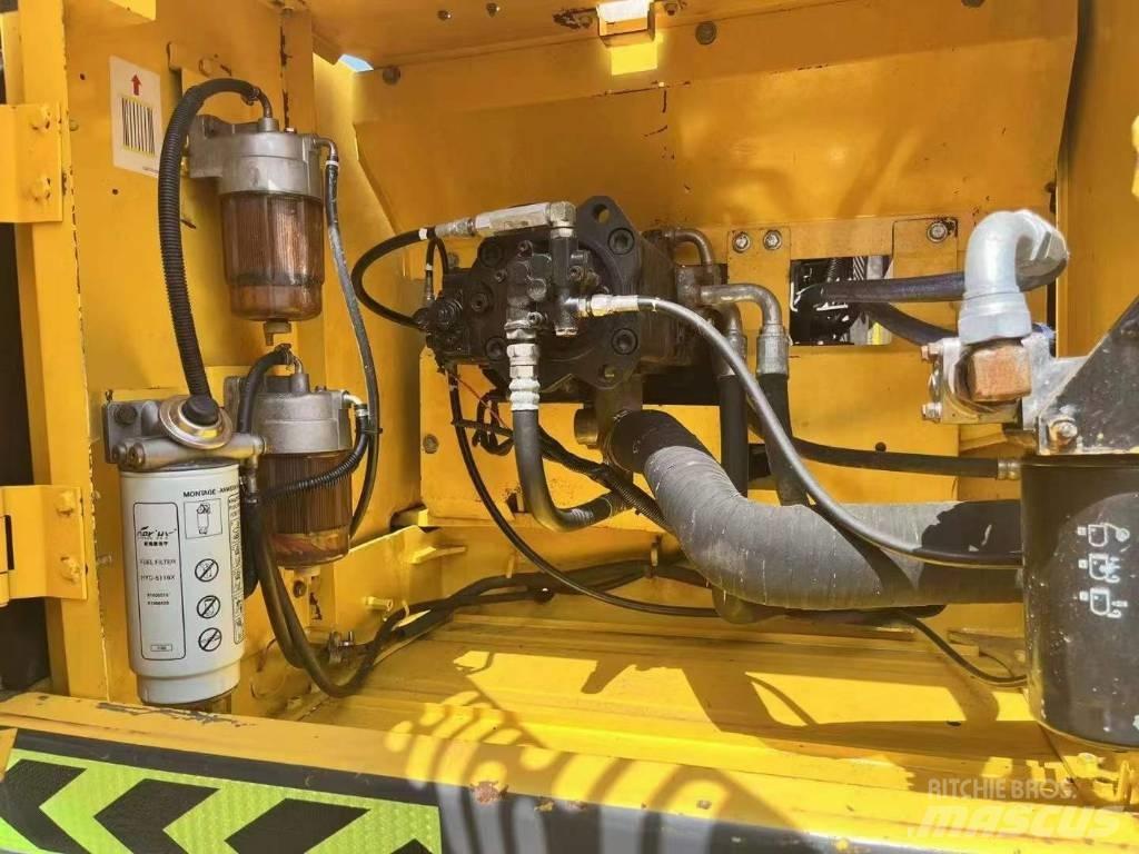 Kobelco SK300 Kāpurķēžu ekskavatori