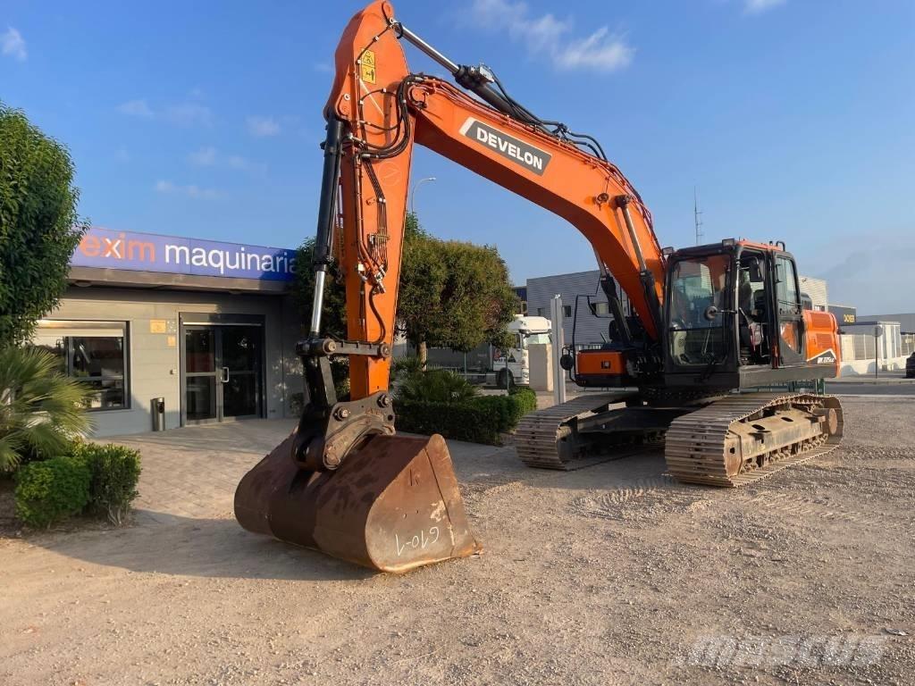Doosan DX225LC-7 Kāpurķēžu ekskavatori