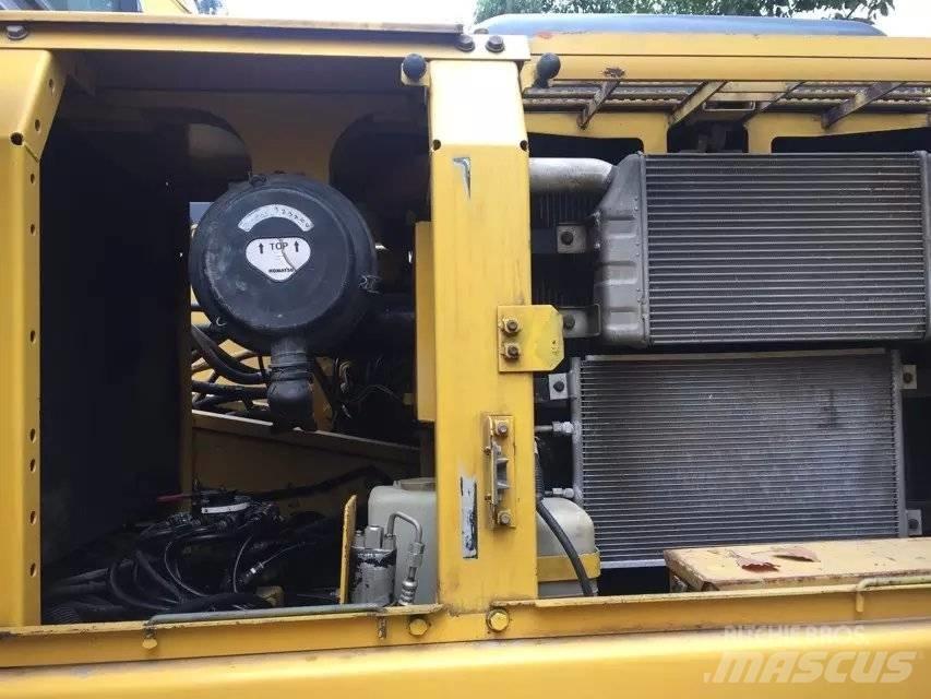 Komatsu pc200-7 Kāpurķēžu ekskavatori