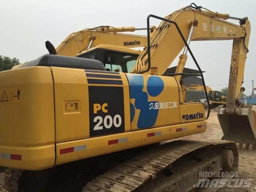 Komatsu pc200-7 Kāpurķēžu ekskavatori