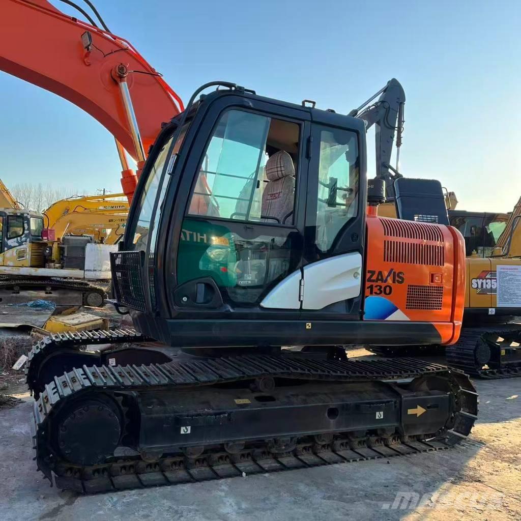 Hitachi ZX 130 Vidēja lieluma ekskavatori 7 t - 12 t