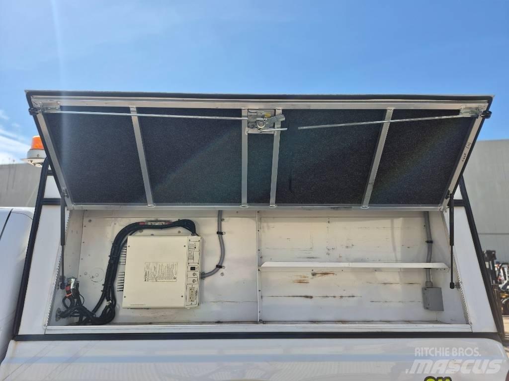 Ford F 250 Vieglais kravas automobilis/izkraušana no sāniem