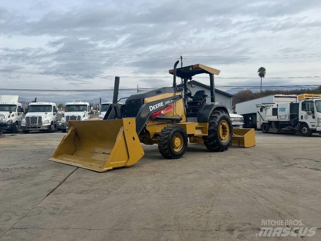 John Deere 210L EP Frontālie iekrāvēji un ekskavatori