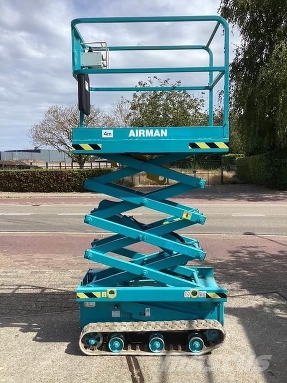 Airman Encl.040 Šķerveida pacēlāji