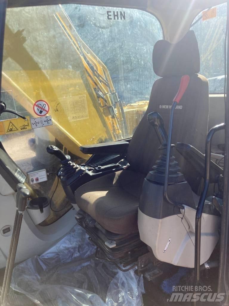 New Holland E 215 C Kāpurķēžu ekskavatori