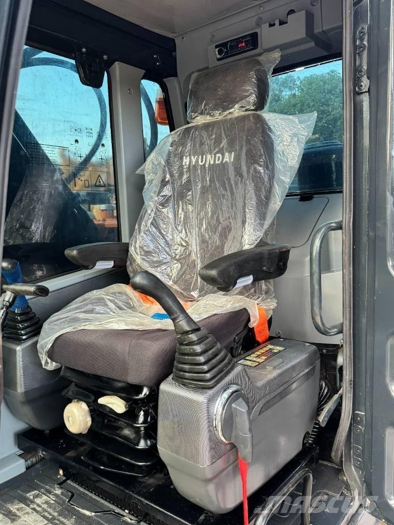 Hyundai 220HX Kāpurķēžu ekskavatori
