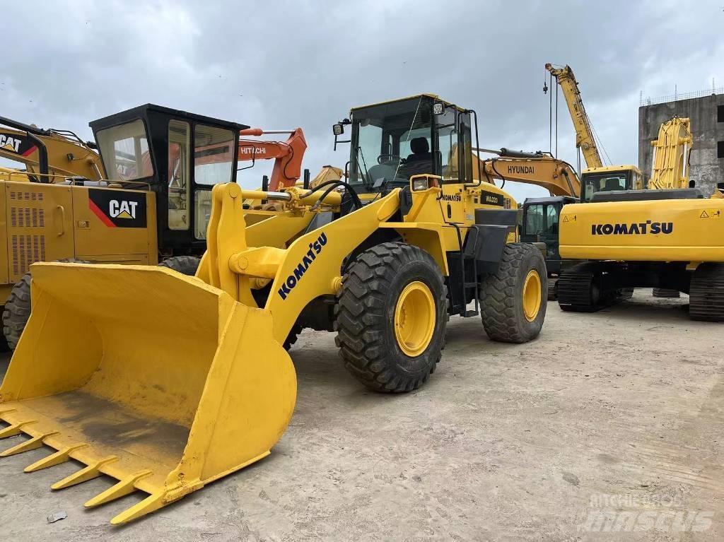 Komatsu WA 320-5 Iekrāvēji uz riteņiem