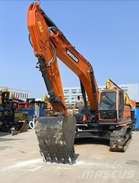 Doosan DX300 Kāpurķēžu ekskavatori