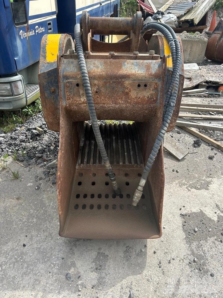 MB Crusher BF 60.1 Drupināšanas kausi