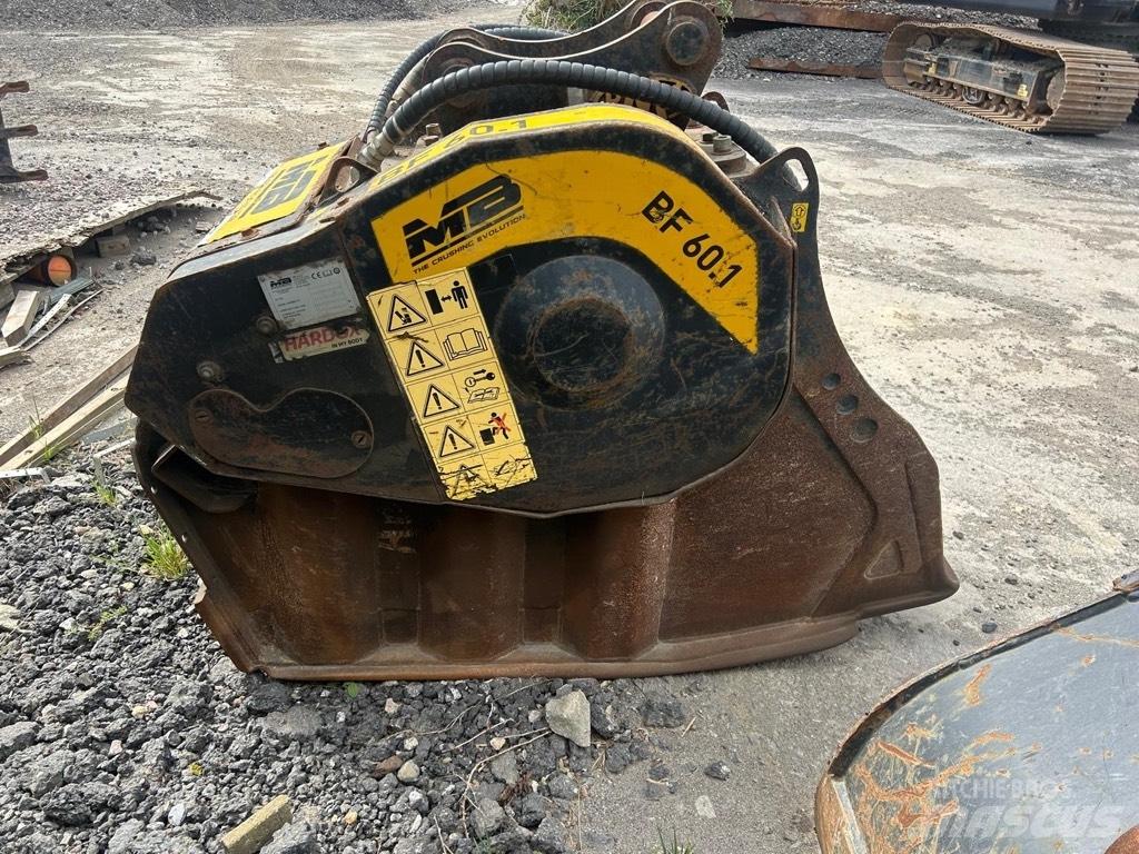 MB Crusher BF 60.1 Drupināšanas kausi