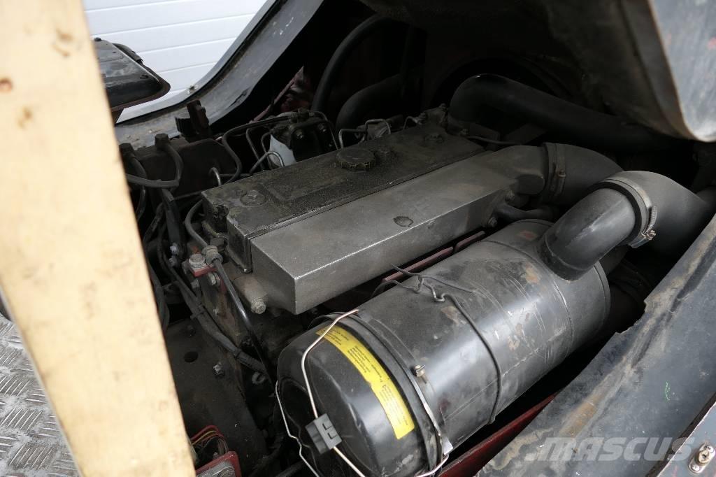 Linde H 35 D Tehnika ar dīzeļa dzinēju