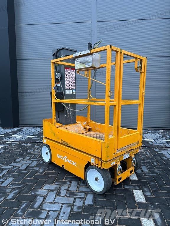 SkyJack SJ12 SJ 12 Citi pacēlāji un platformas