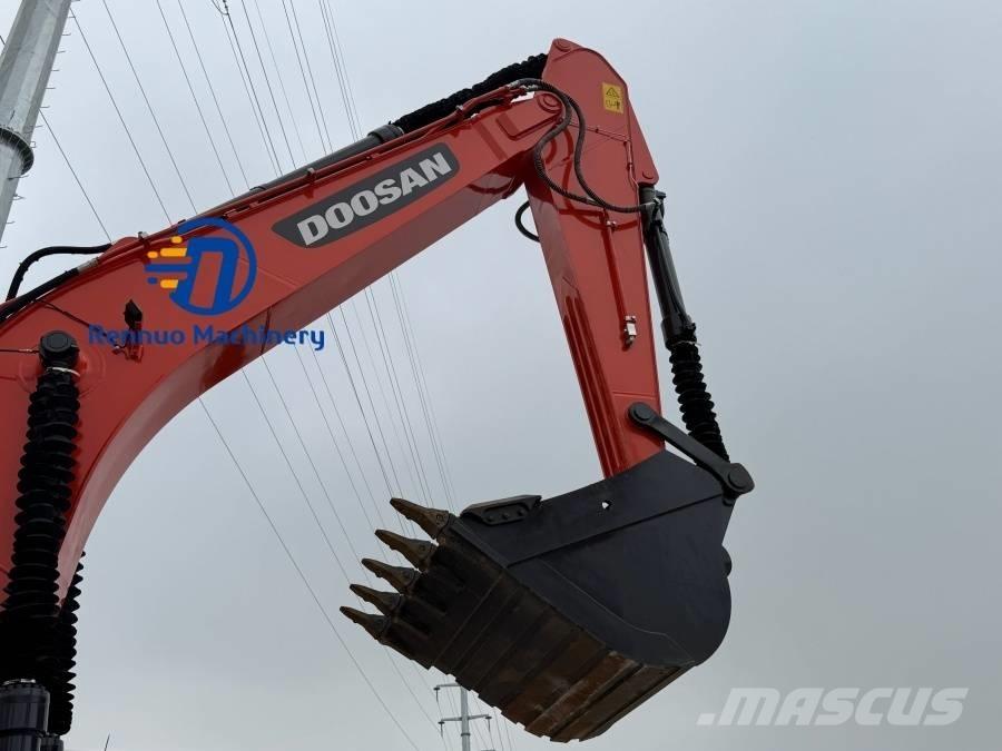 Doosan DX 300LC-9C Kāpurķēžu ekskavatori