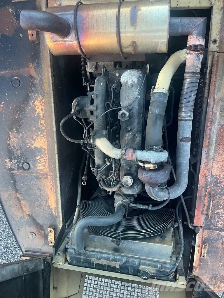 Fiat-Hitachi Fh200-3 Kāpurķēžu ekskavatori