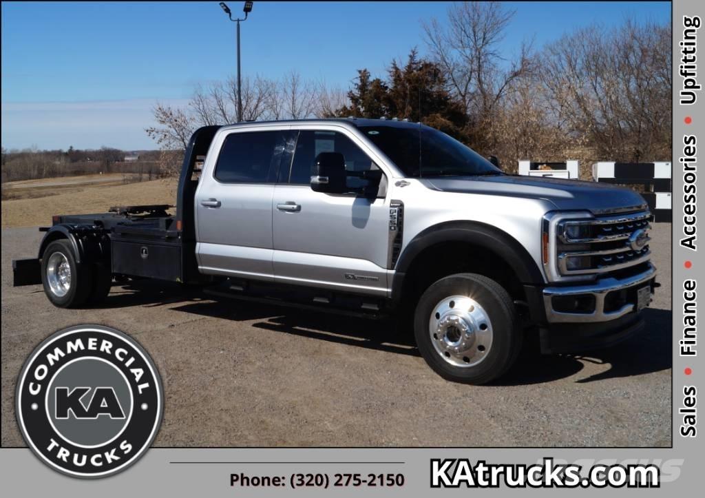 Ford F 550 SD Lariat Šasija ar kabīni