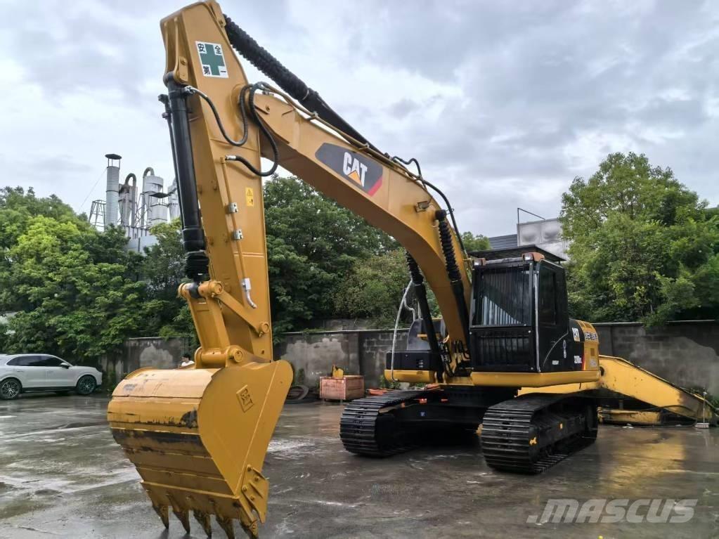CAT 320 D 2L Kāpurķēžu ekskavatori