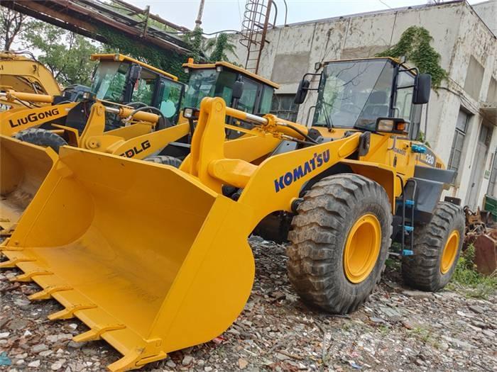 Komatsu WA 320-5 Iekrāvēji uz riteņiem