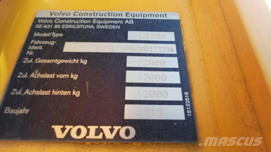 Volvo L 120 H Iekrāvēji uz riteņiem