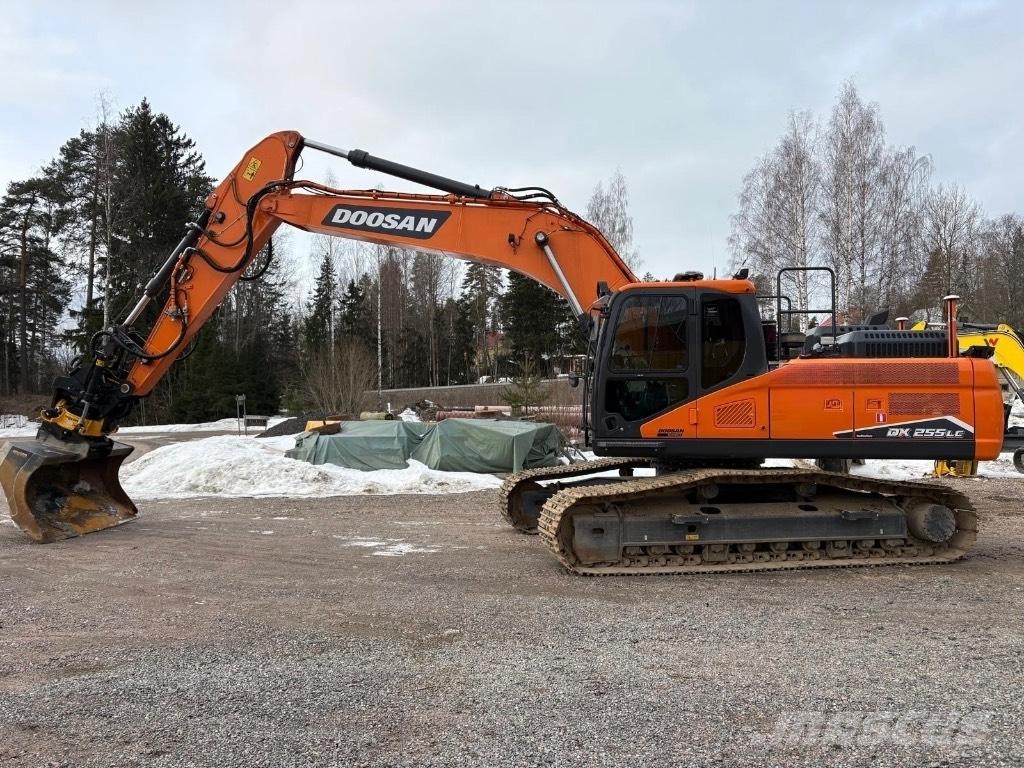 Doosan DX 255 LC-7 Kāpurķēžu ekskavatori
