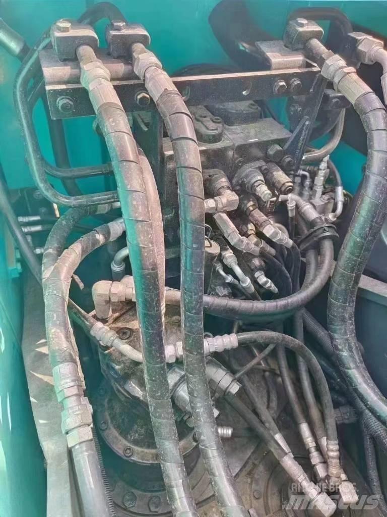 Kobelco SK 140 LC Kāpurķēžu ekskavatori