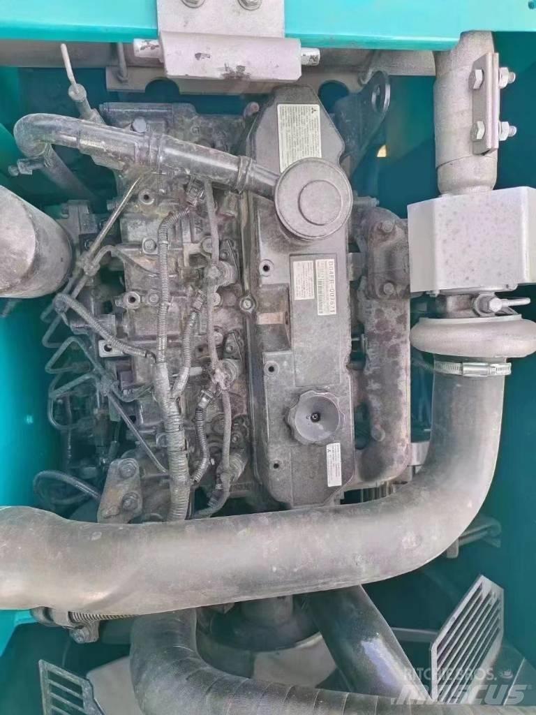Kobelco SK 140 LC Kāpurķēžu ekskavatori