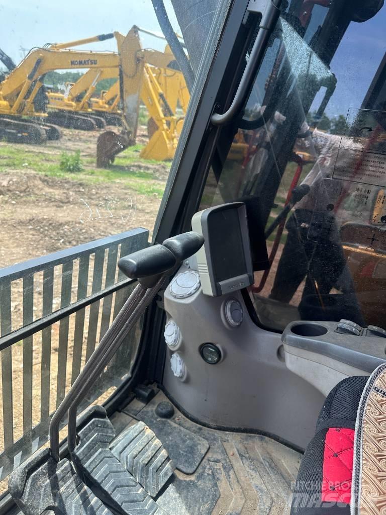 Volvo EC250D Kāpurķēžu ekskavatori