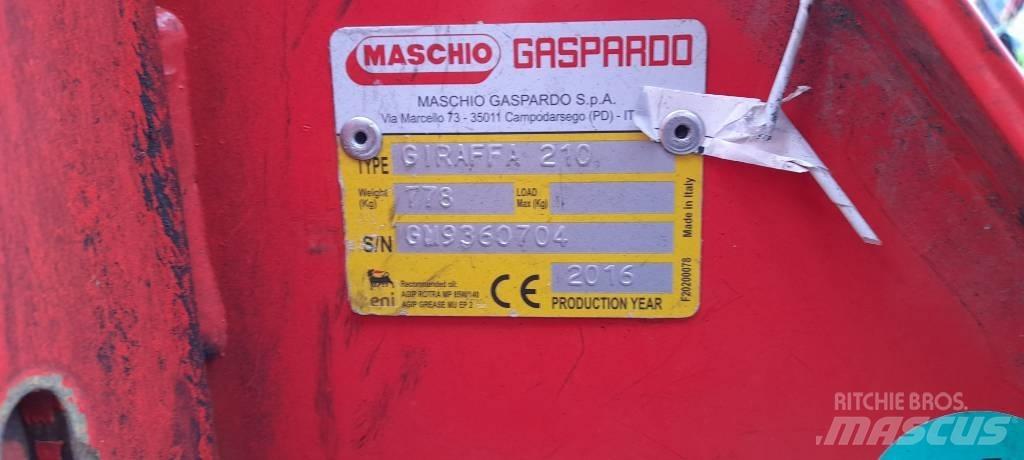 Maschio Giraffa 210 Pļaujmašīnas/pašgājēji