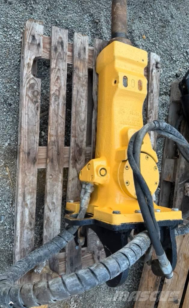 Epiroc BHB 305 Āmuri/Drupinātāji