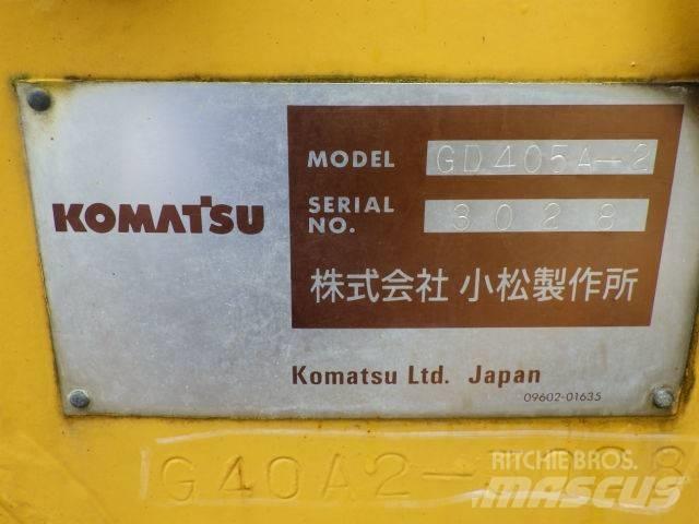 Komatsu GD405A-2 Greideri