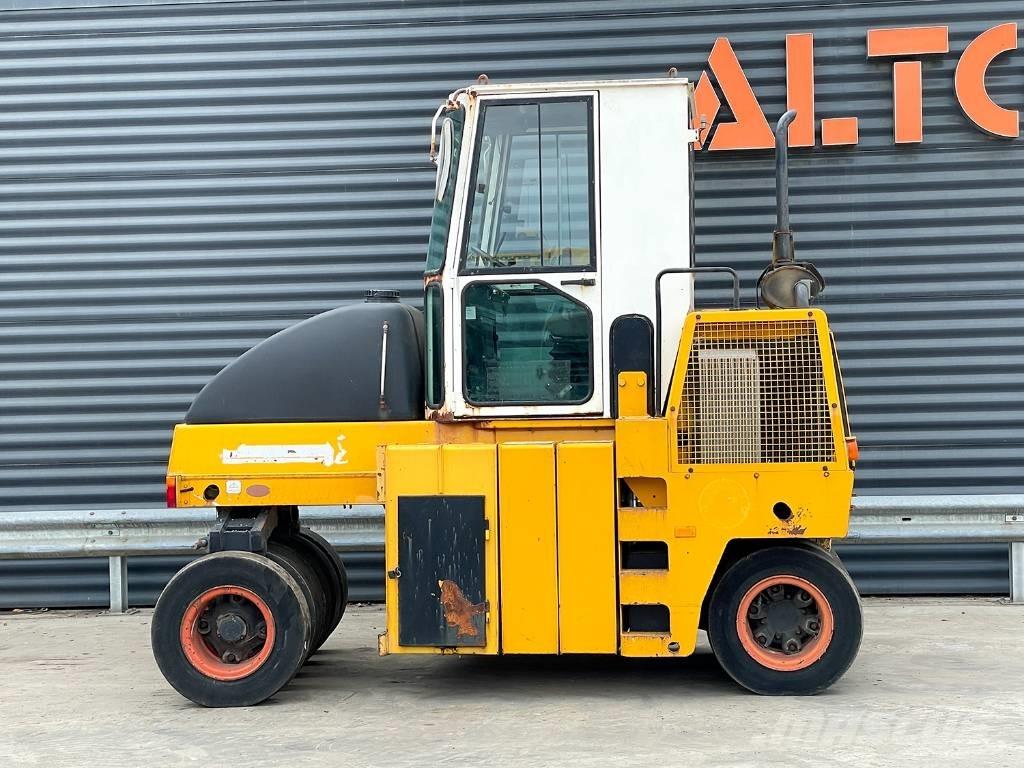 Dynapac CP 142 Pneimatiskie veltņi