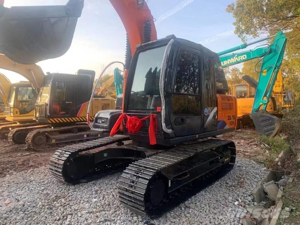 Hitachi zaxis120 Kāpurķēžu ekskavatori