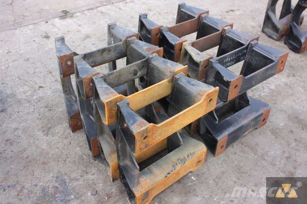 CAT Trackguards Šasija un piekare